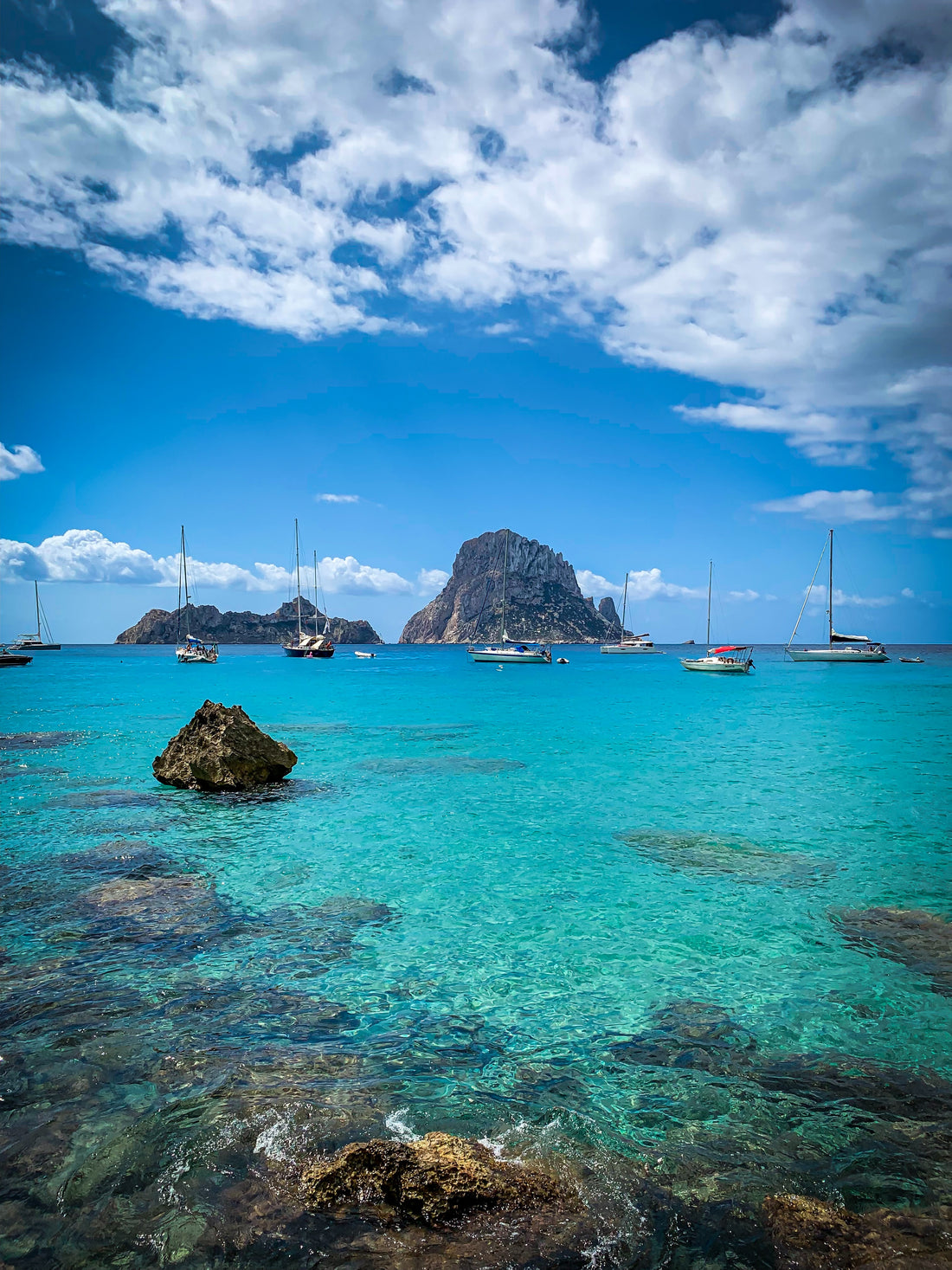 Top 5 Beaches in Ibiza to Flaunt Your Kaftan Style - Kaftans direct