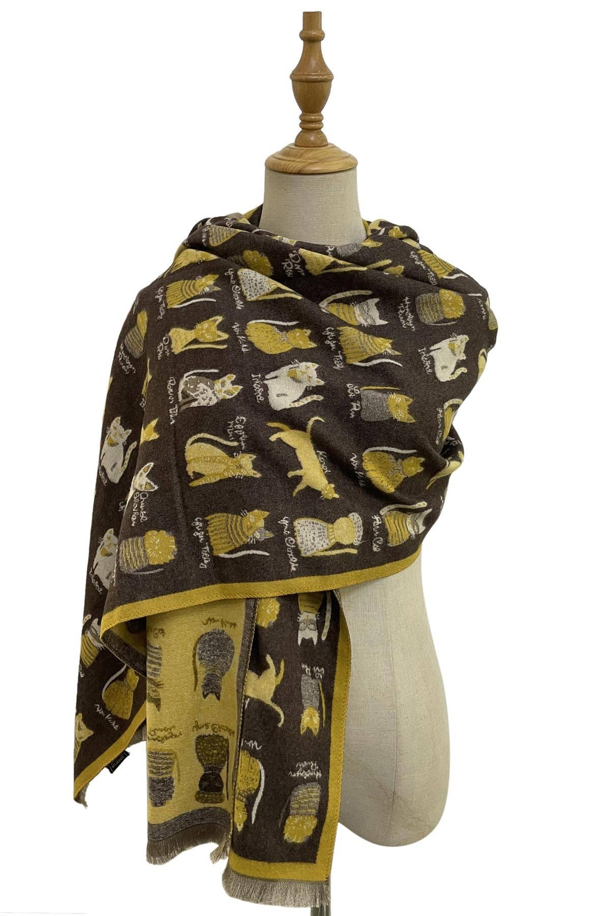 Cat Print Reversible Frayed Scarf: Black