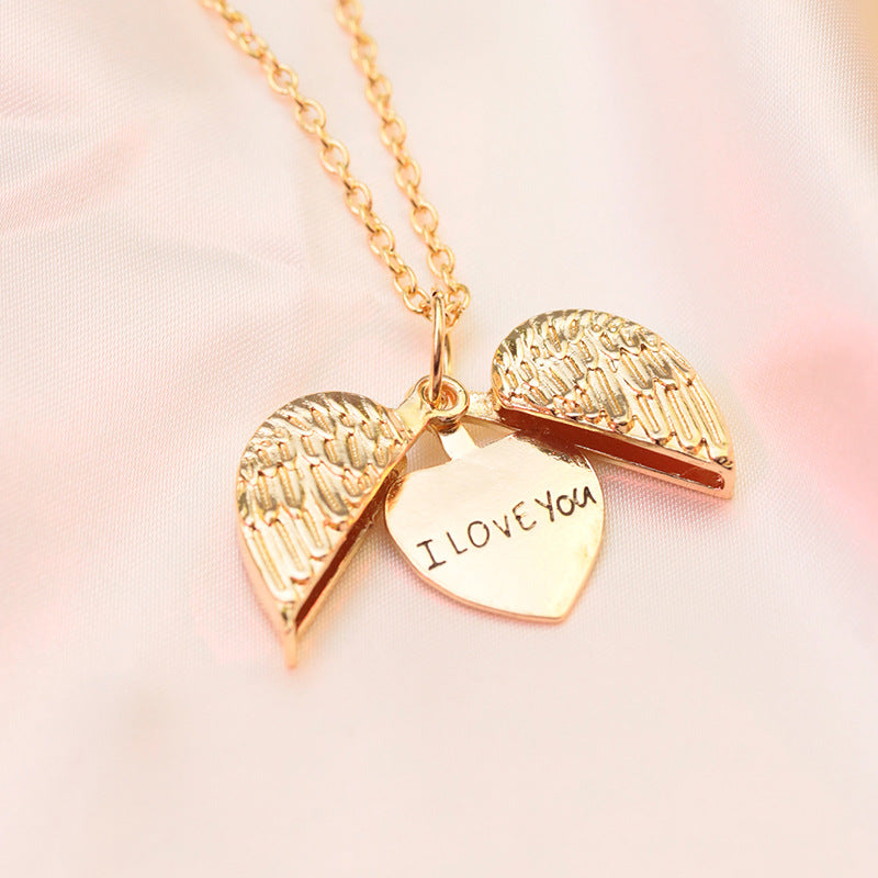 Beautiful necklace/ideal Valentine gift
