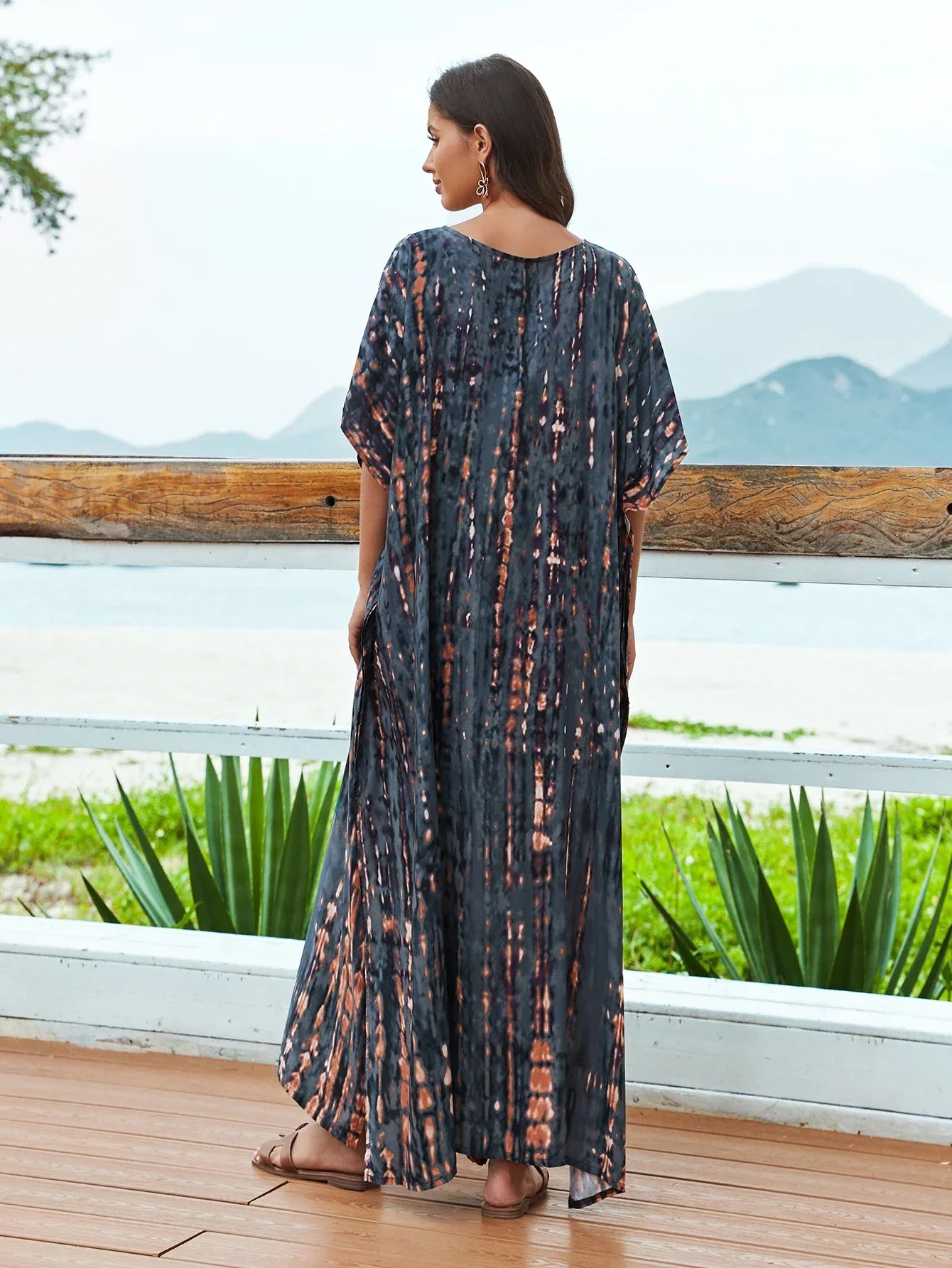 Tie Dye Printed V-neck Batwing Kaftan