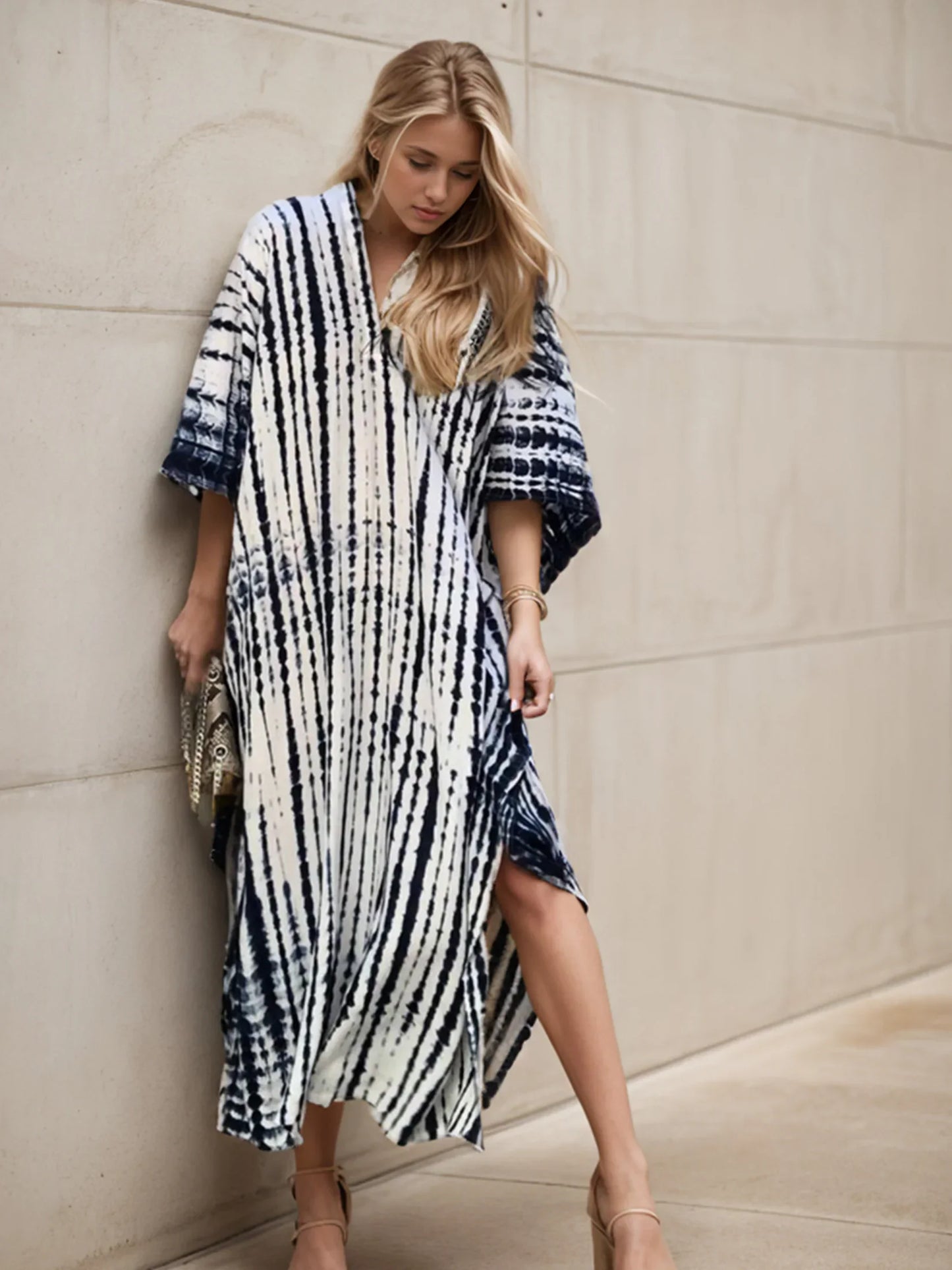 Plus Size Striped Tie-dye V-neck Short Sleeve Kaftan /flash offer