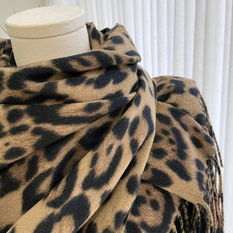 Women Winter Fashion Scarf Leopard Pattern Wraps 70*200cm Shawl