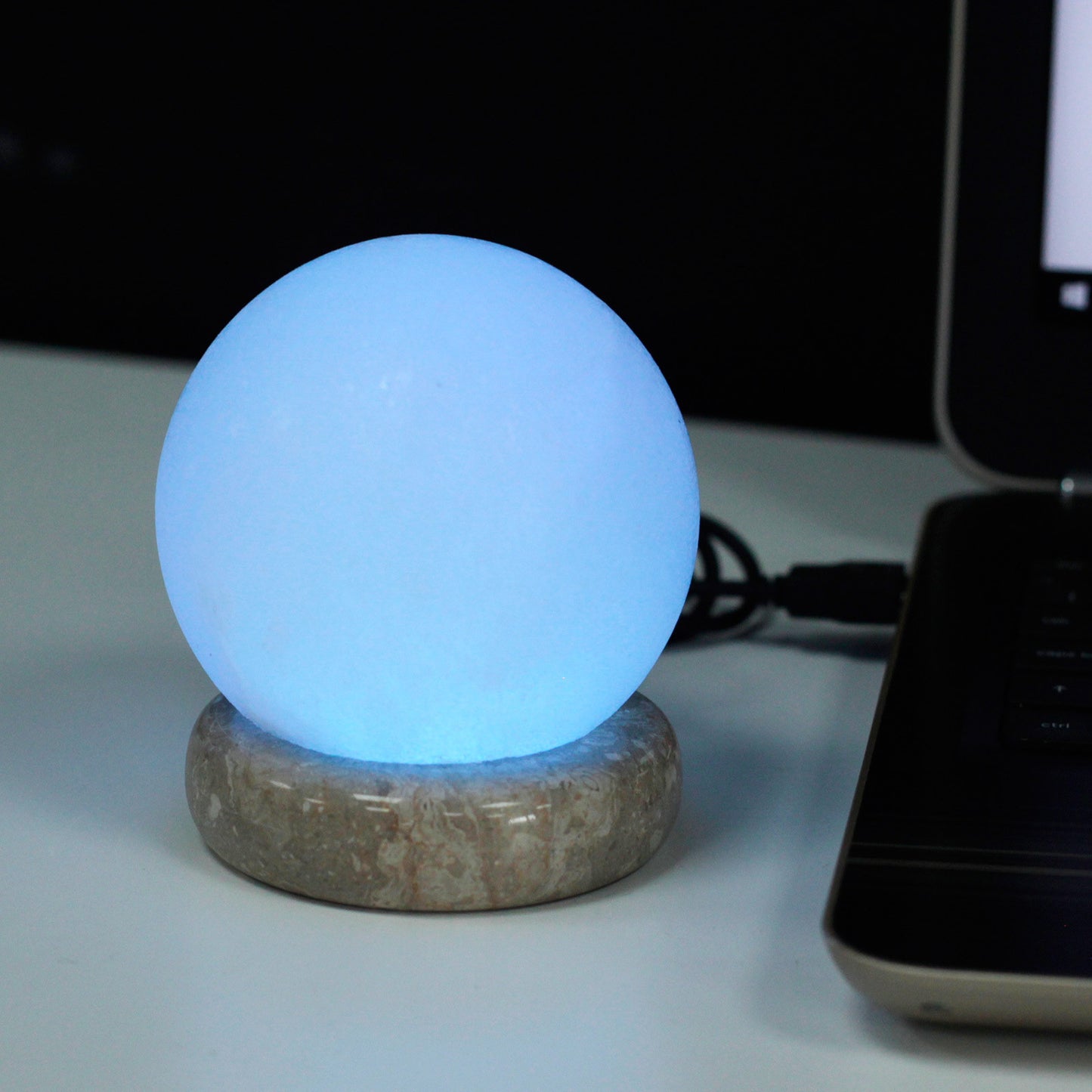 Quality USB Ball WHITE Salt Lamp - 9 cm (multi)