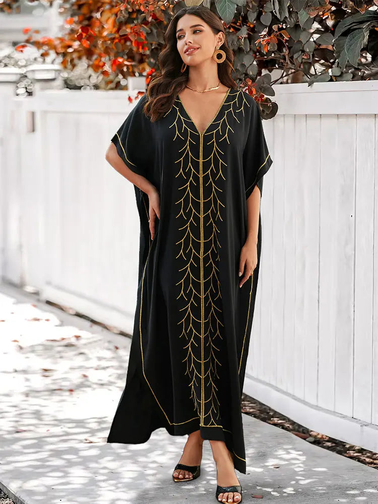 Why Kaftans Are Perfect for Women Over 40: Comfort, Style, and Versatility