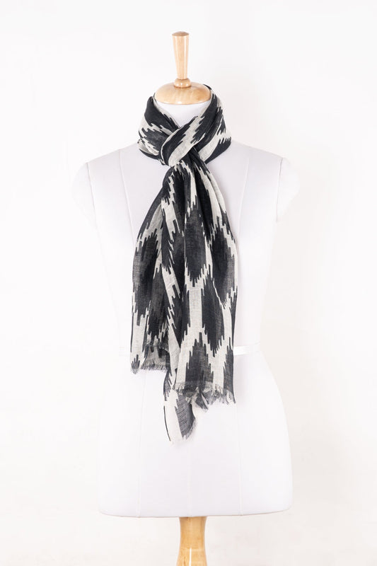 Ikat Printed Linen Scarf - Black White