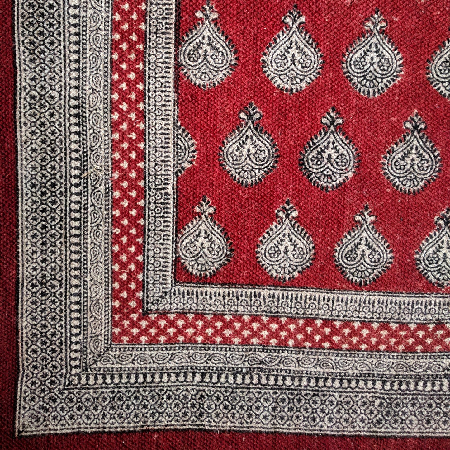 Paisley Jaal Hand-block Print Rug - Red White