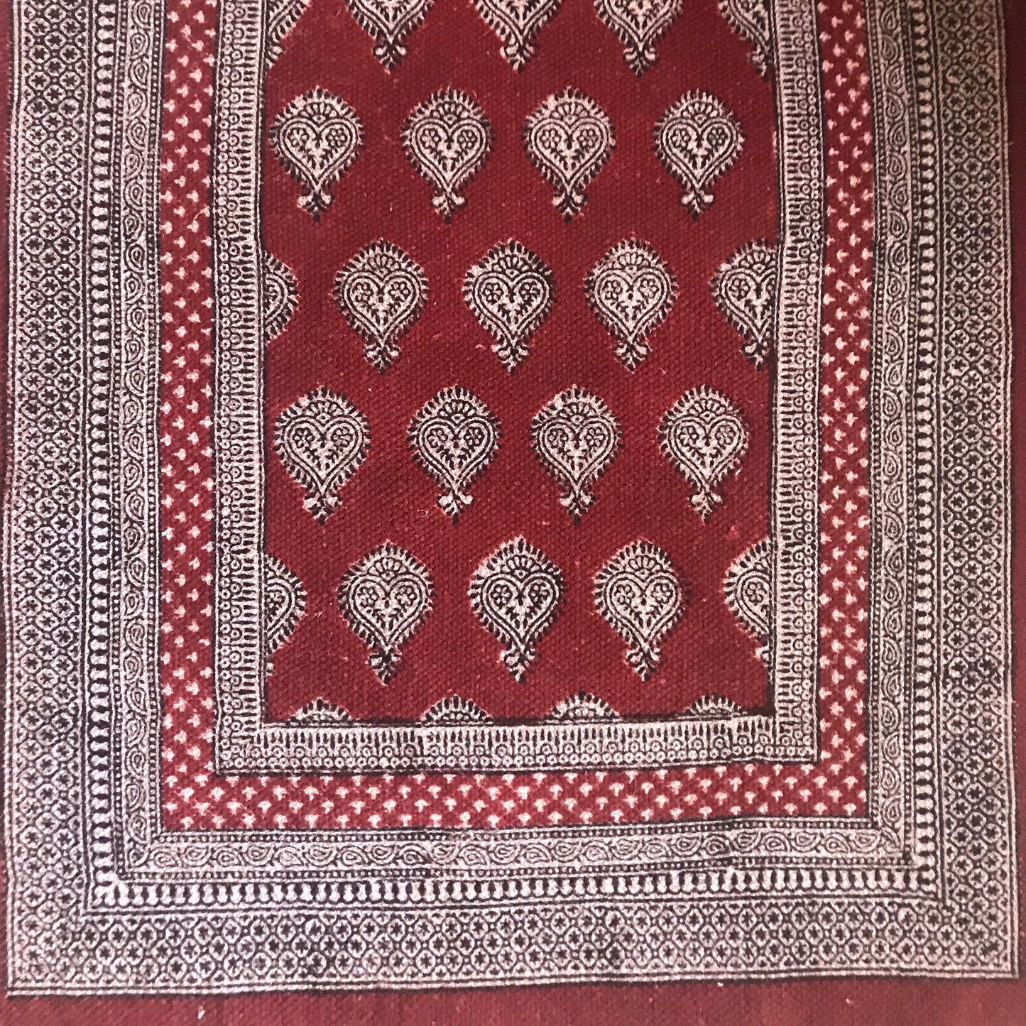 Paisley Jaal Hand-block Print Rug - Red White