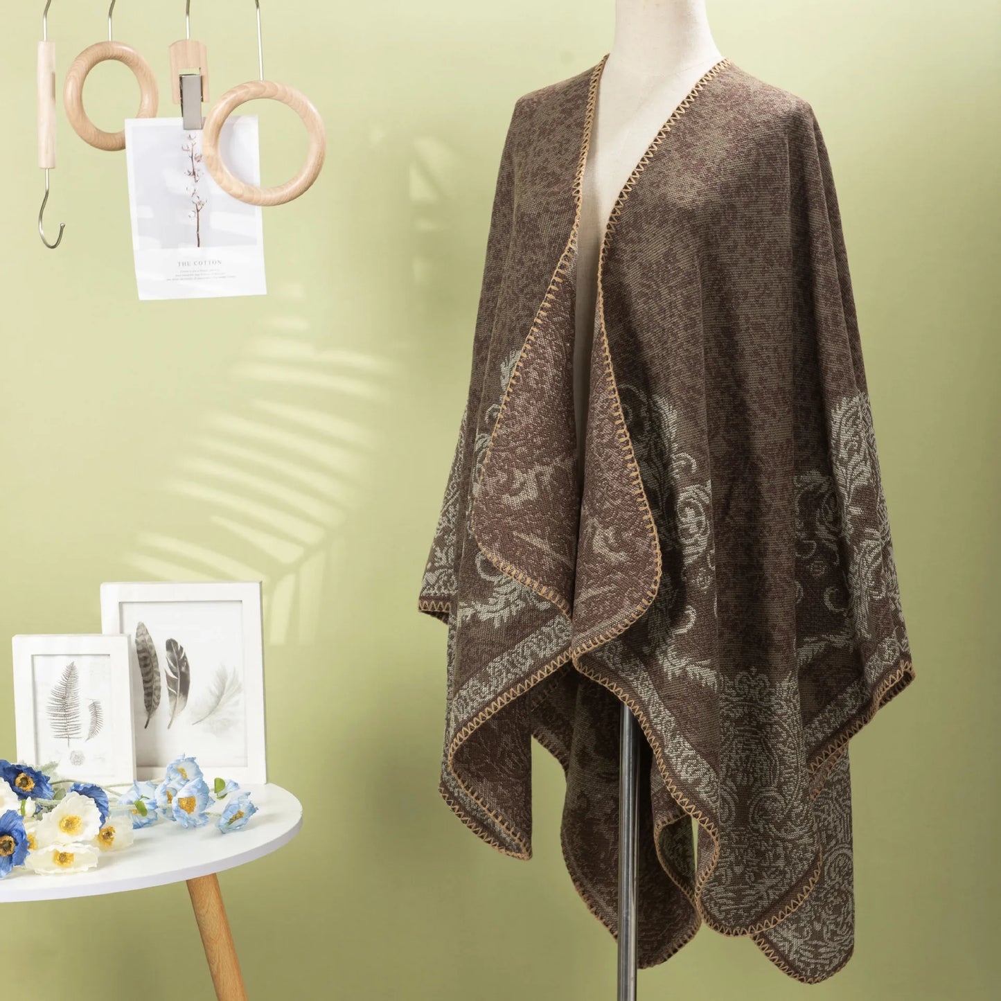 Ethnic Pattern Shawl Cape, Vintage Style Windproof Scarf for Women, Outdoor Travel Poncho & Cardigan