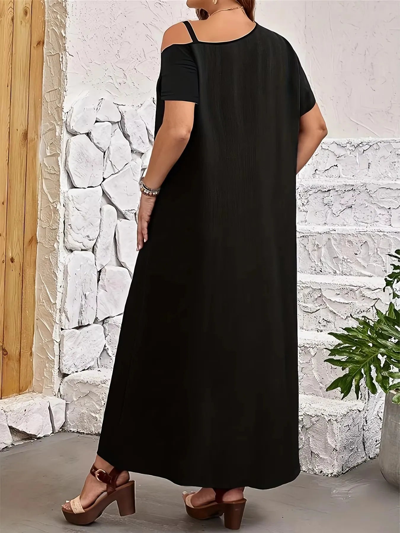 2025 cross-border sexy and fashionable European and American V-neck short sleeved slit hem loose one-piece nightclub skirt