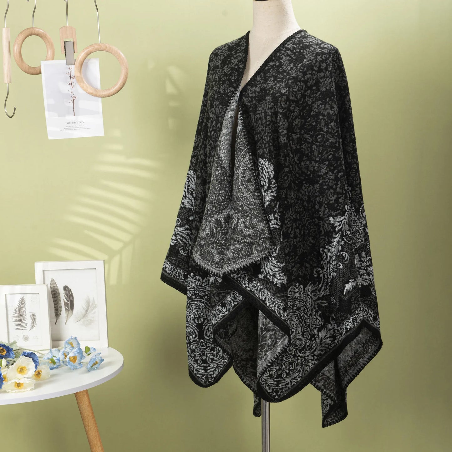 Ethnic Pattern Shawl Cape, Vintage Style Windproof Scarf for Women, Outdoor Travel Poncho & Cardigan