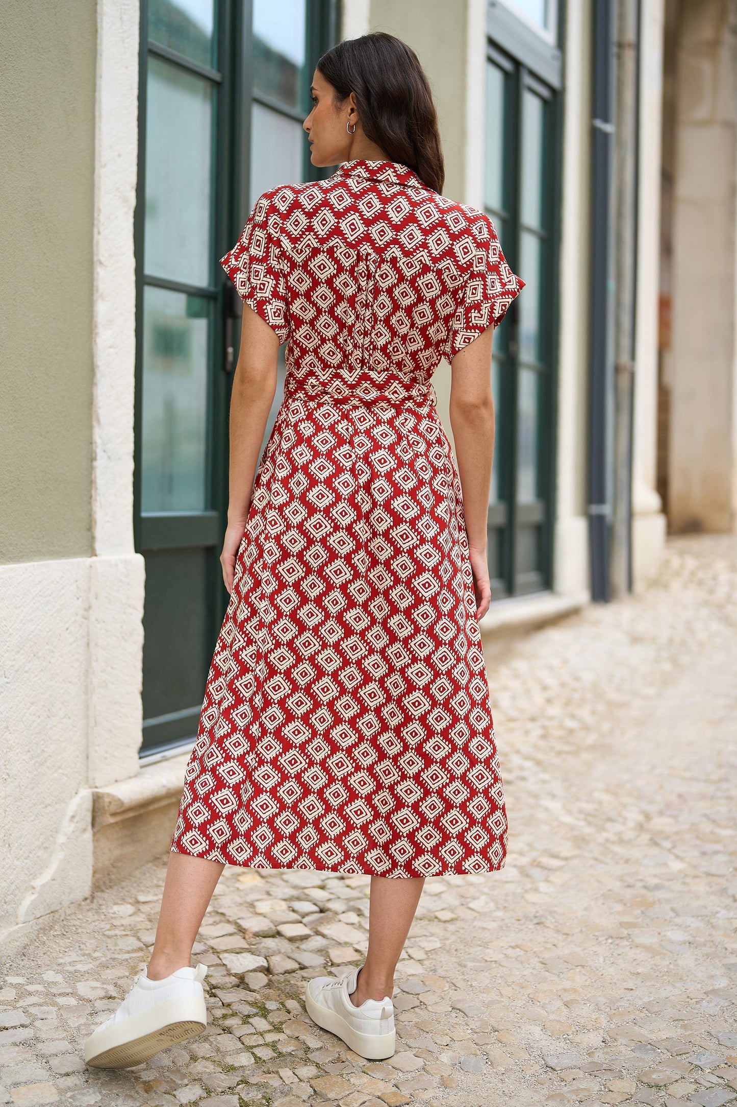 Yumi Red Viscose Midi Shirt Dress With Matching Belt