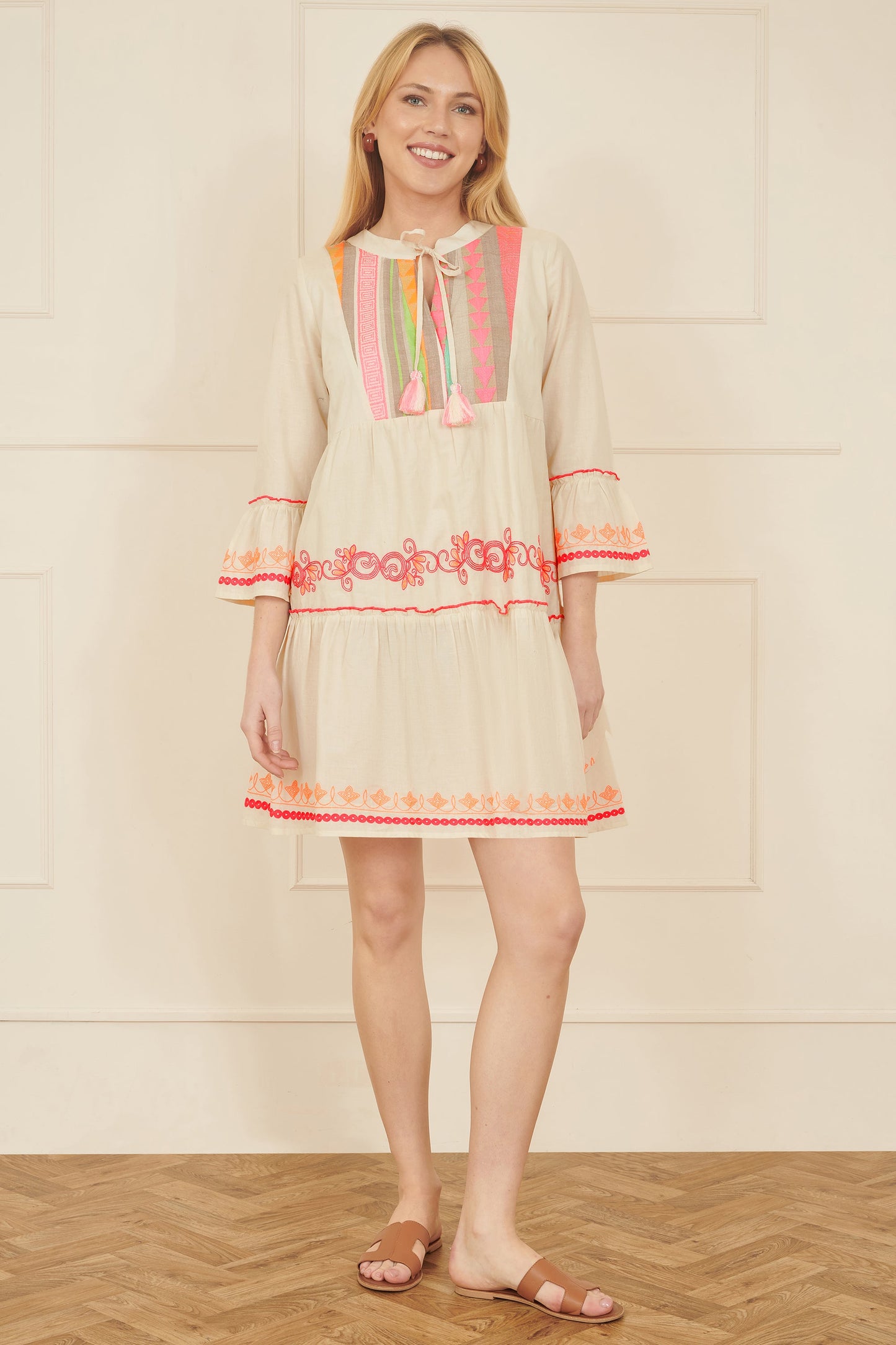 Yumi White Embroidered Cotton Tunic