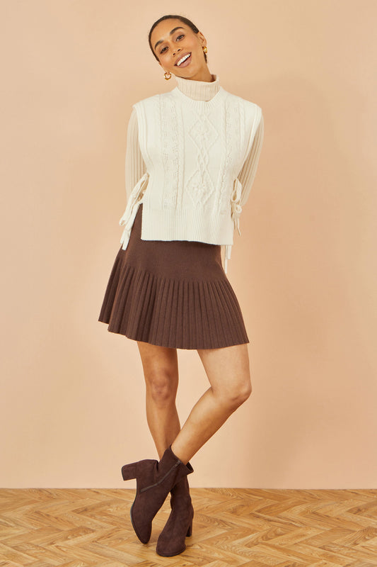 Yumi Brown Knitted Pleated Mini Skirt