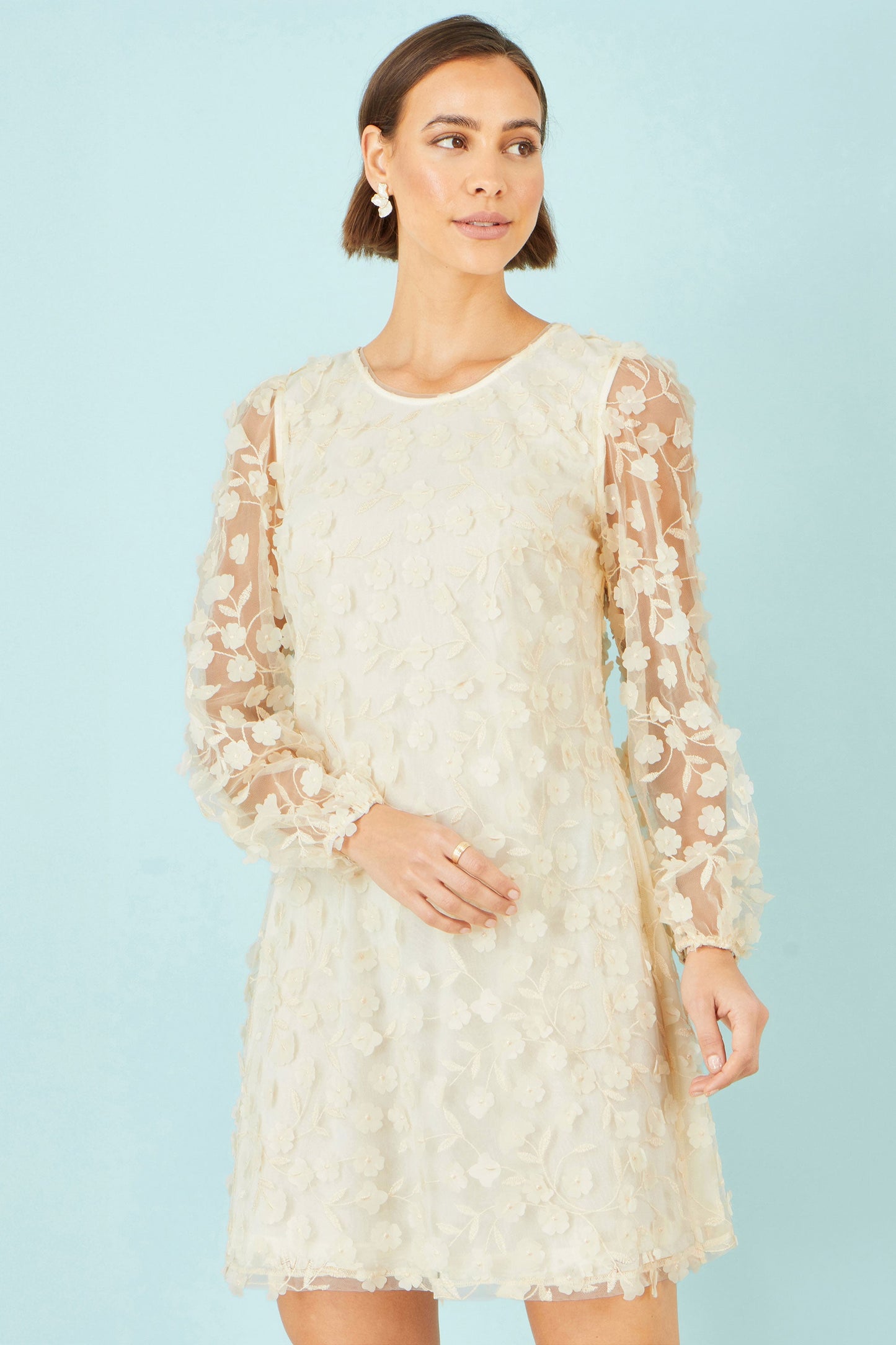 Yumi Ivory Long Sleeve Floral Applique Tunic