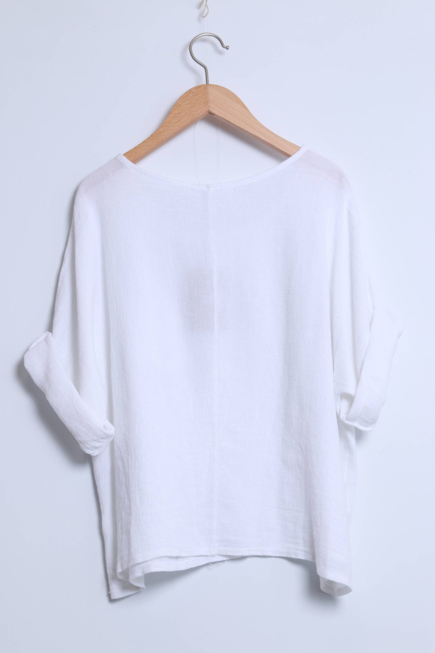 Linen cotton top with a side pocket