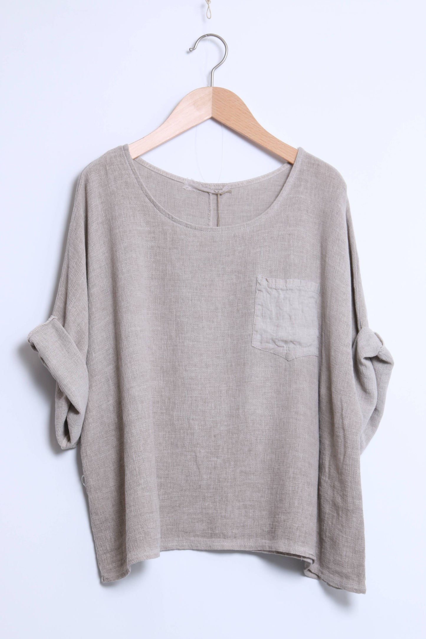 Linen cotton top with a side pocket