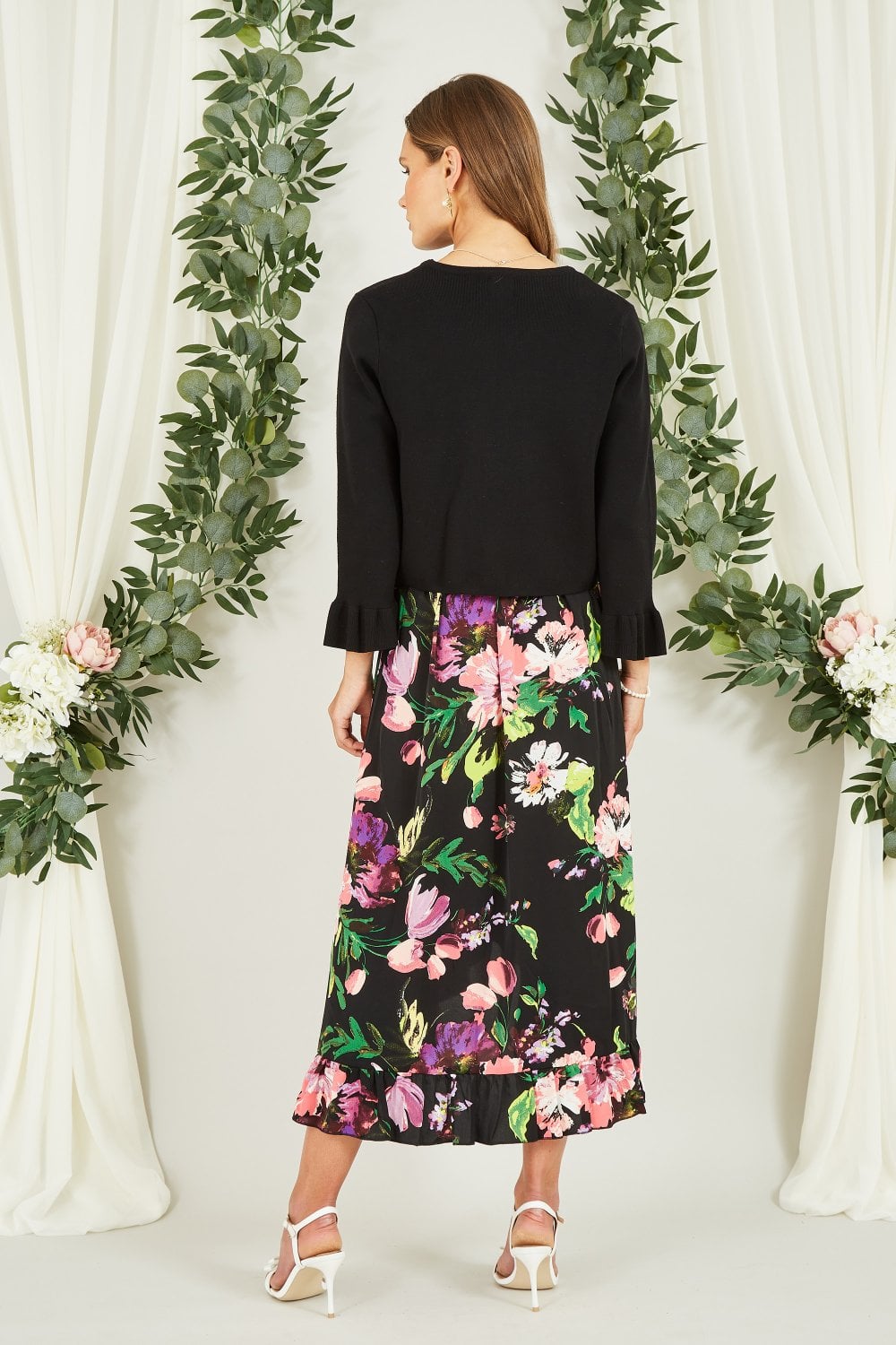 Yumi Black Cropped Cardigan With Bell Sleeves