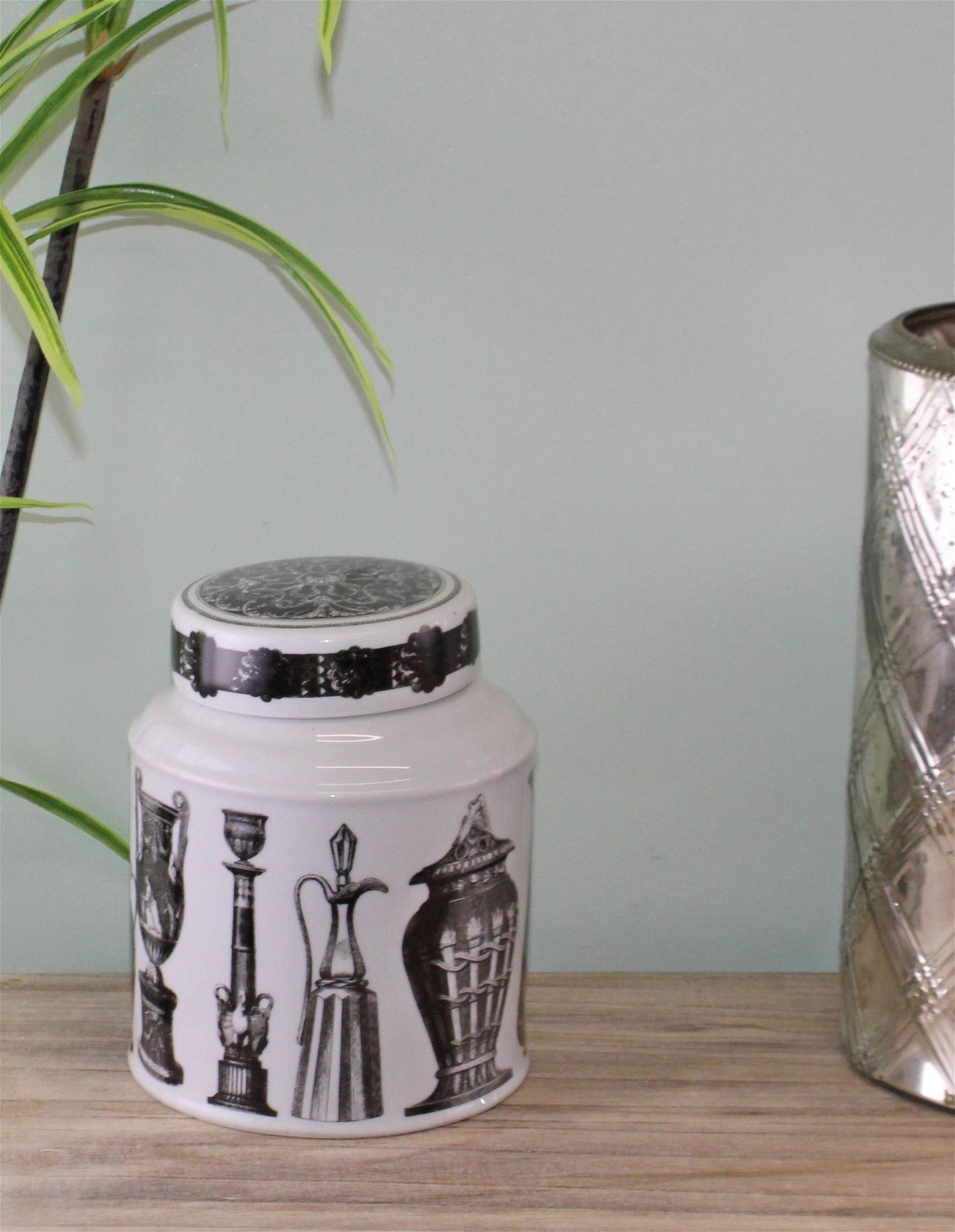 Large Round Grecian Style Porcelain Jar, Grecian Figures - Kaftan direct