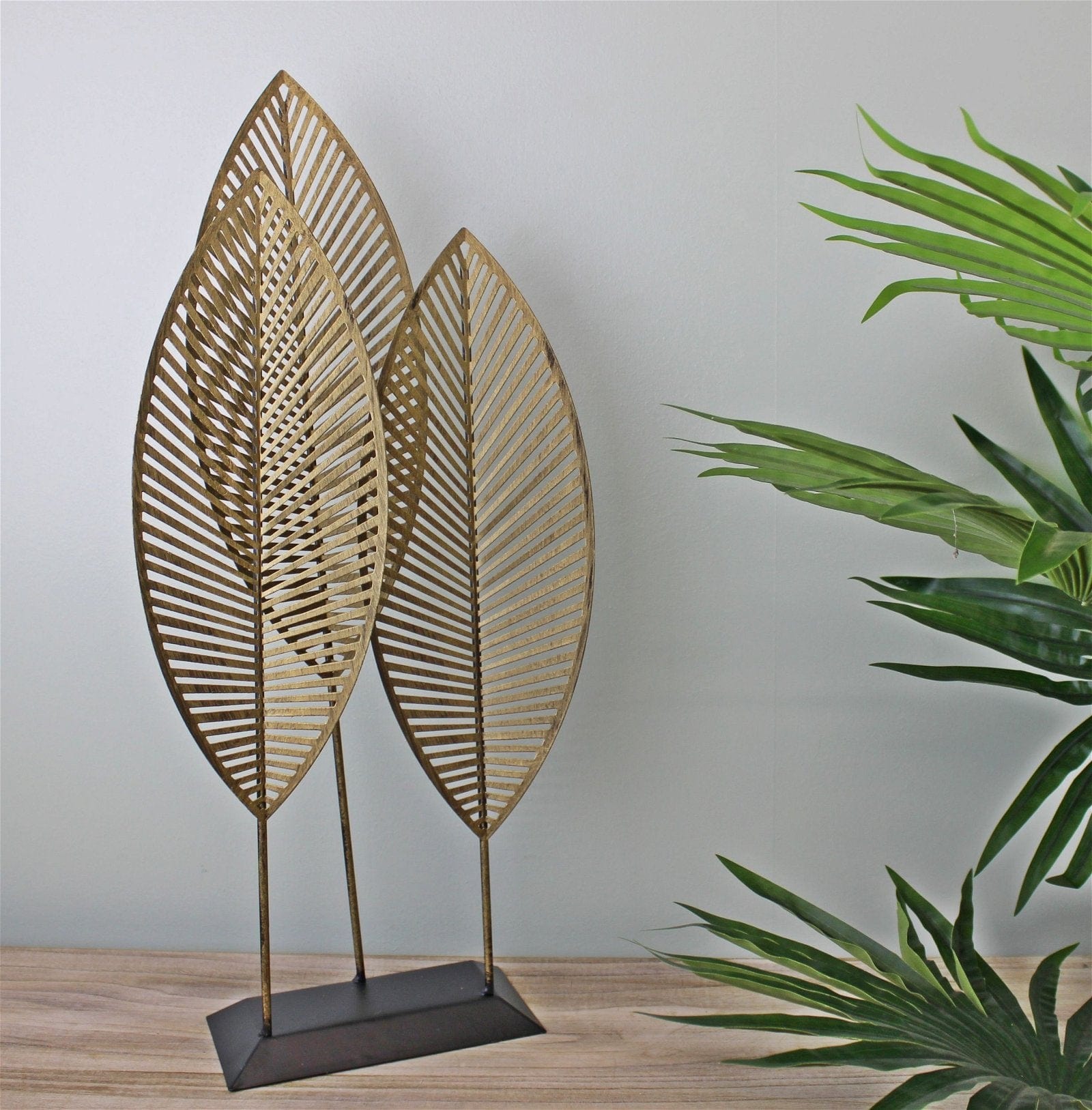 Three Leaf Metal Standing Ornament 51cm - Kaftan direct
